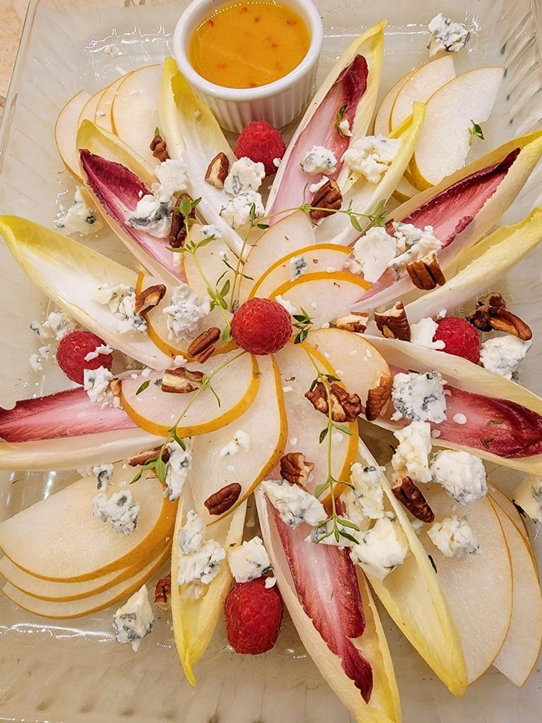 Endive Salad with Pear, Gorgonzola, Raspberries and Pecans (Gluten Free) | Mama Laura's Kitchen