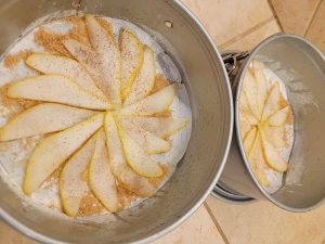 Pear Applesauce Upside-Down Cake